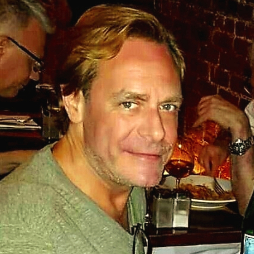 Meet your Posher, Lawrence